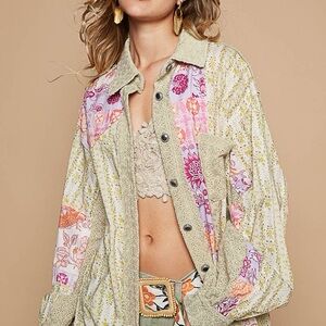 POL Textured Knit Top in Cream/sage